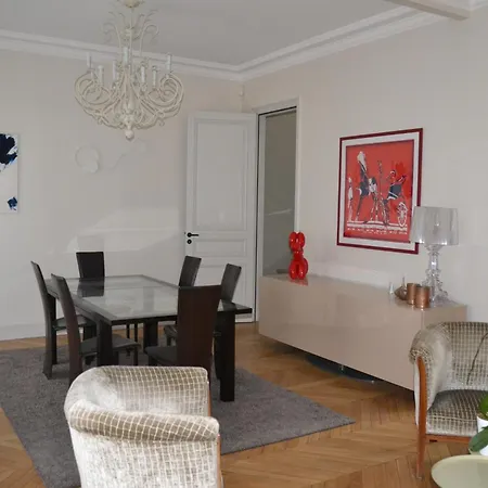 La D'auteuil, 16 Parigi
