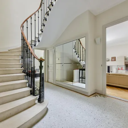 La D'auteuil, 16 Parigi